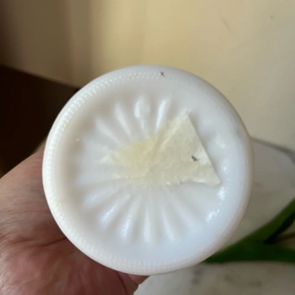 Milk Glass Tapered Bud Vase, Anchor Hocking Stars & Bars Pattern 5.9”..